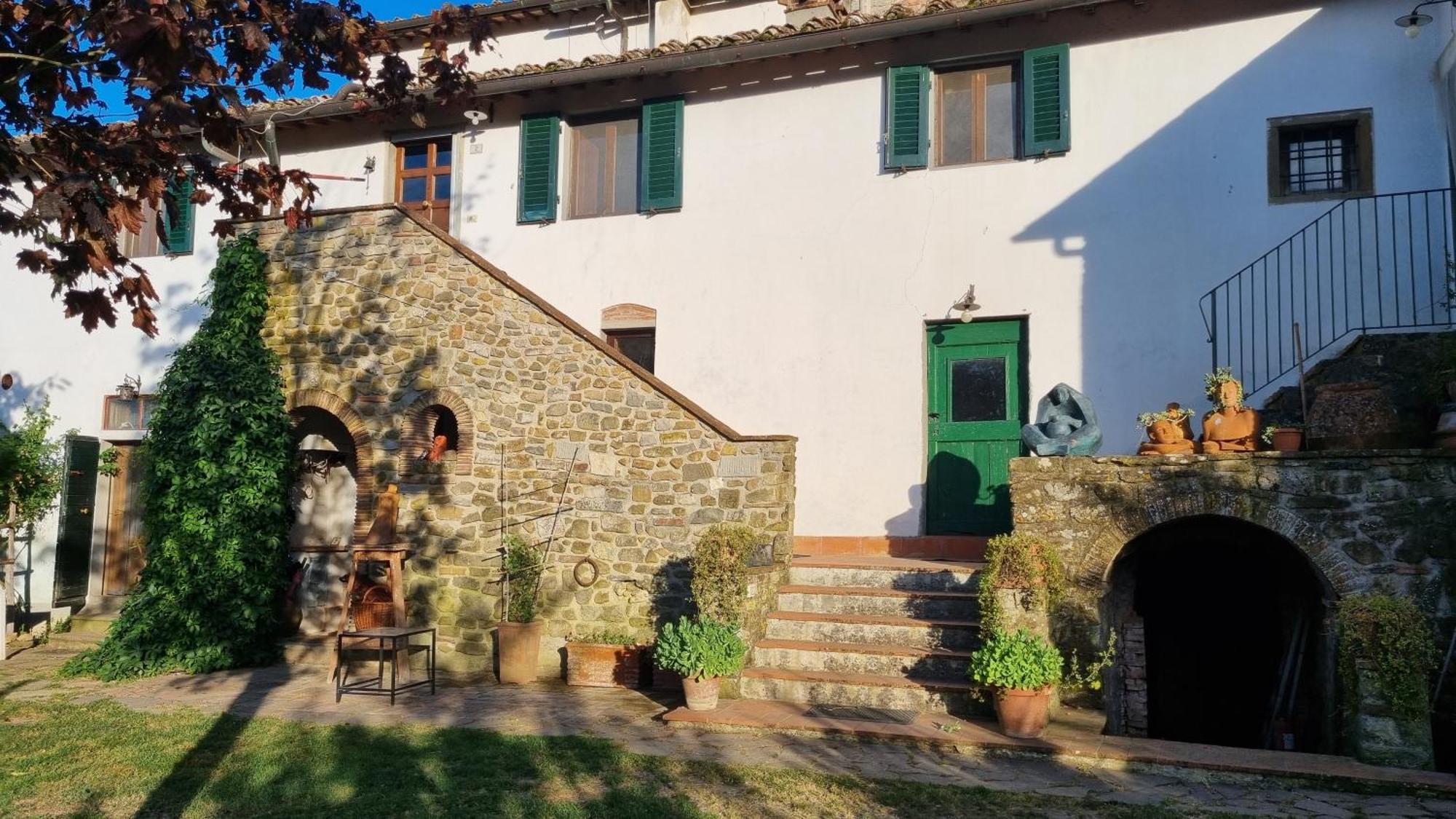 Borgo San Michele Incisa Tuscany Incisa in Val d'Arno Luaran gambar